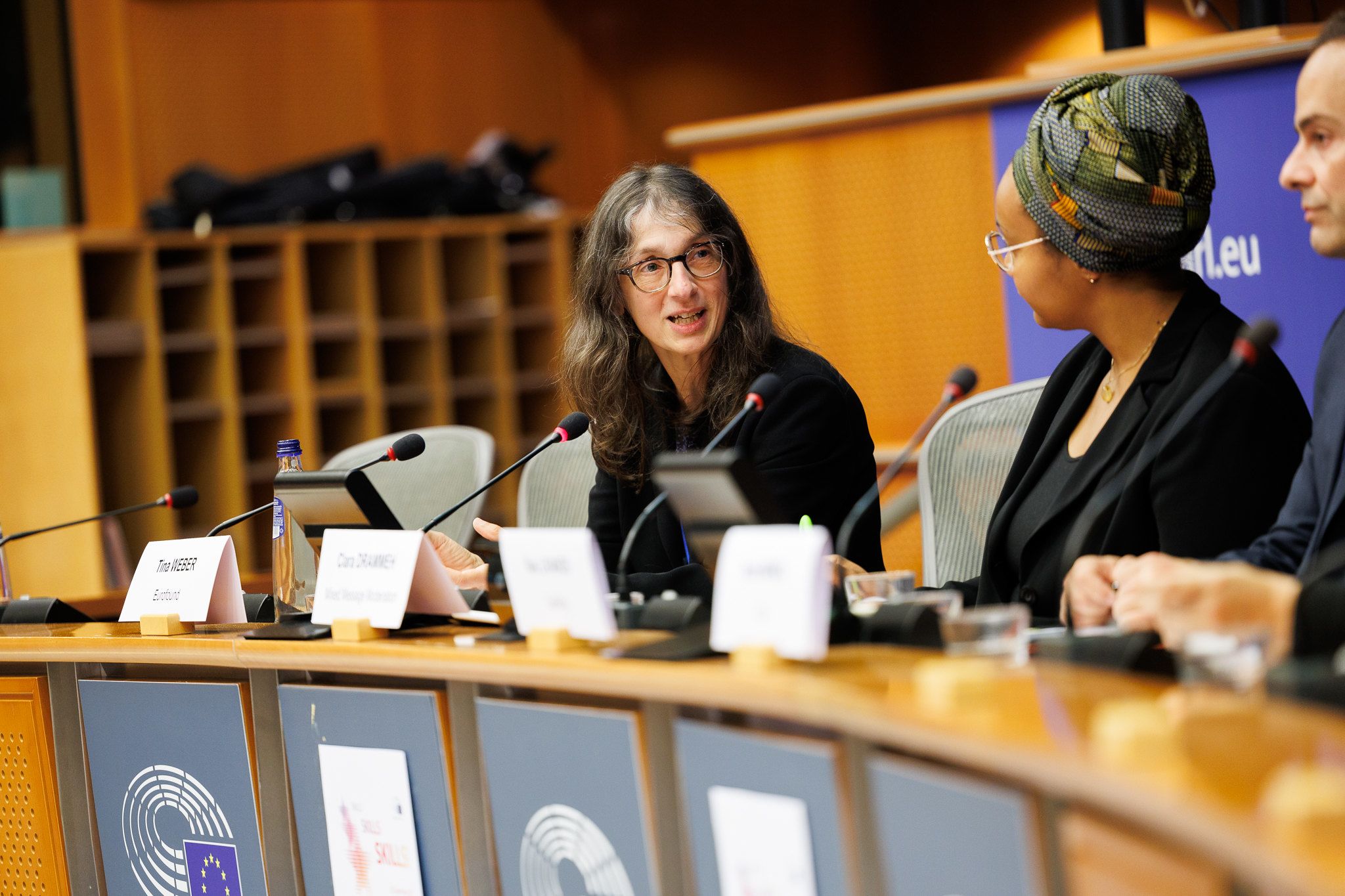 Eurofound research manager Tina Weber (left)