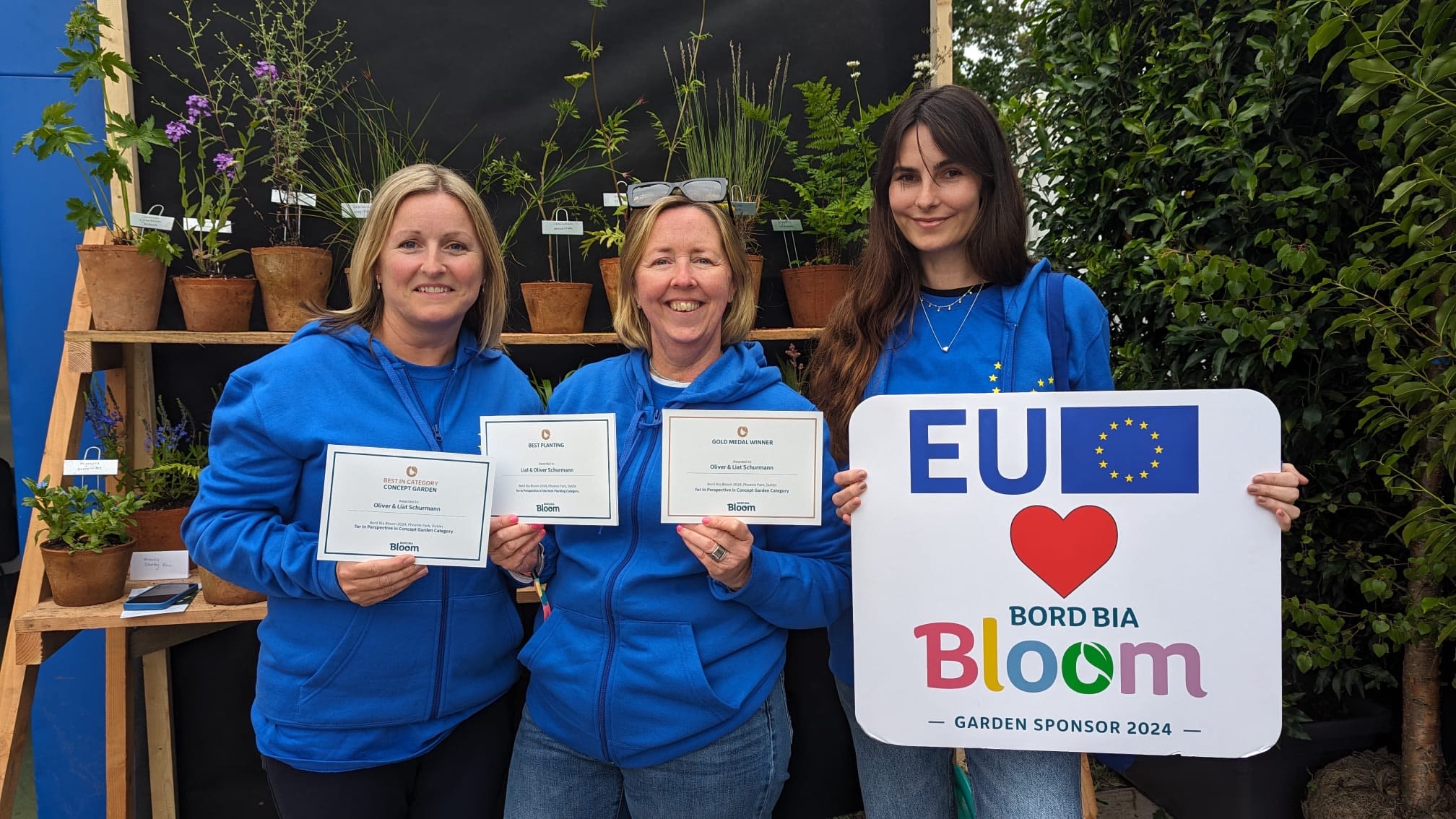 Eurofound staff volunteer at the Bloom garden festival in Dublin