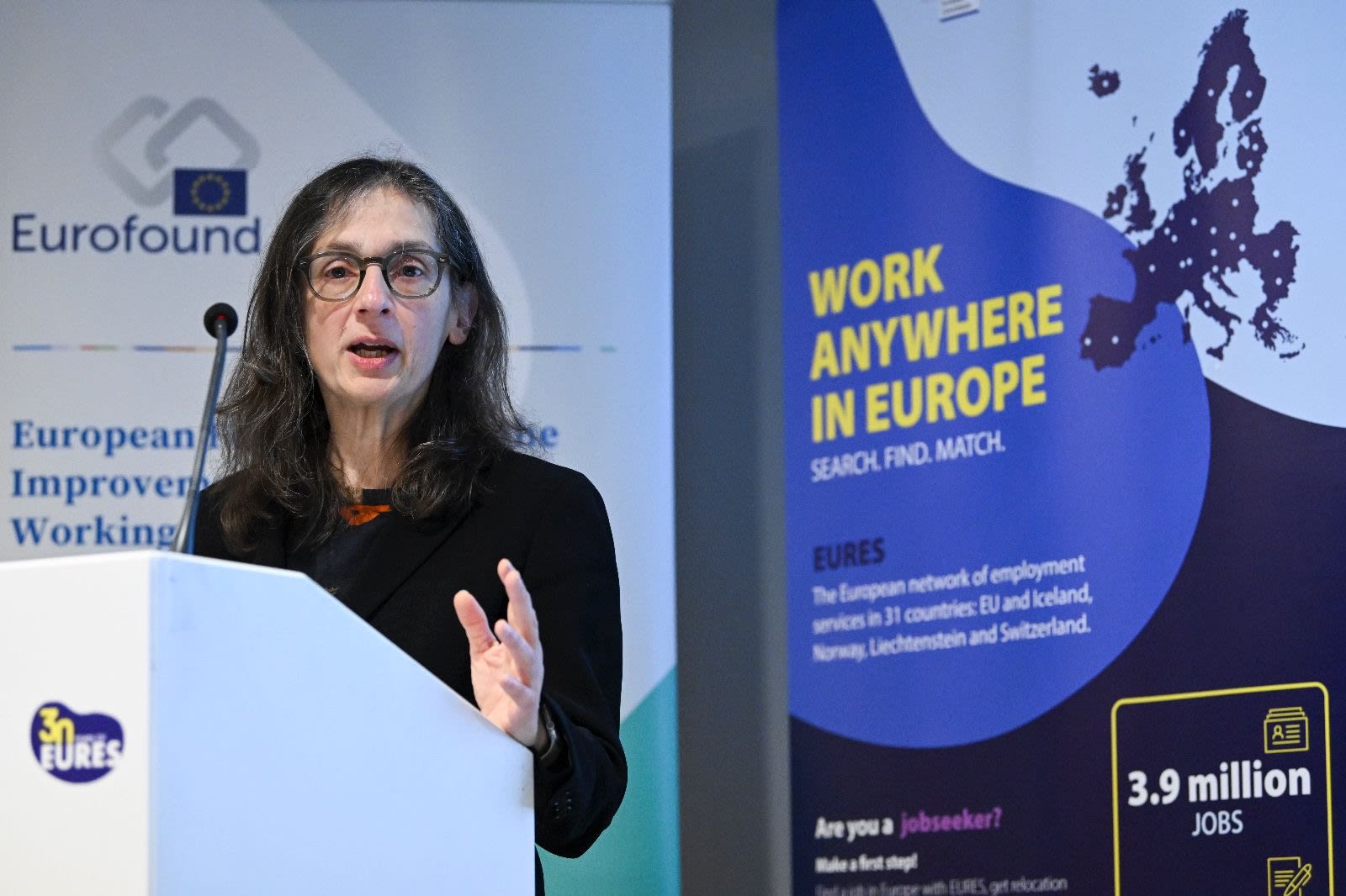 Eurofound research Tina Weber presenting at a conference