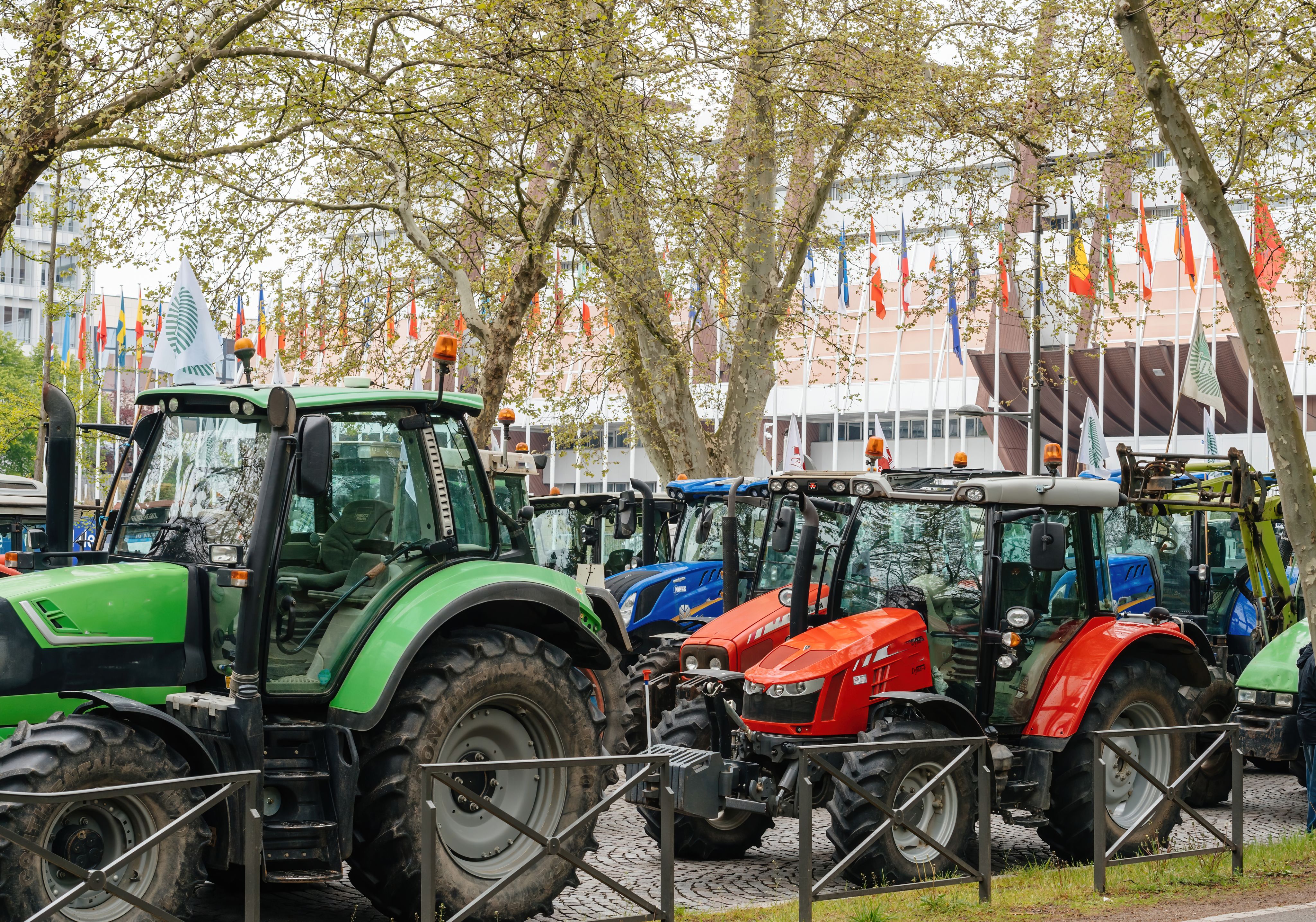 Tractors outside European Union offices